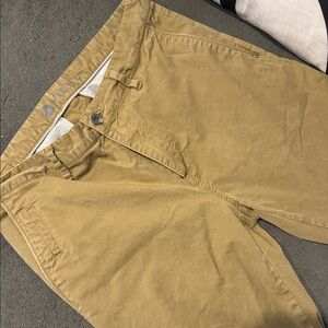 Vuori Men's Tan Chino Pants